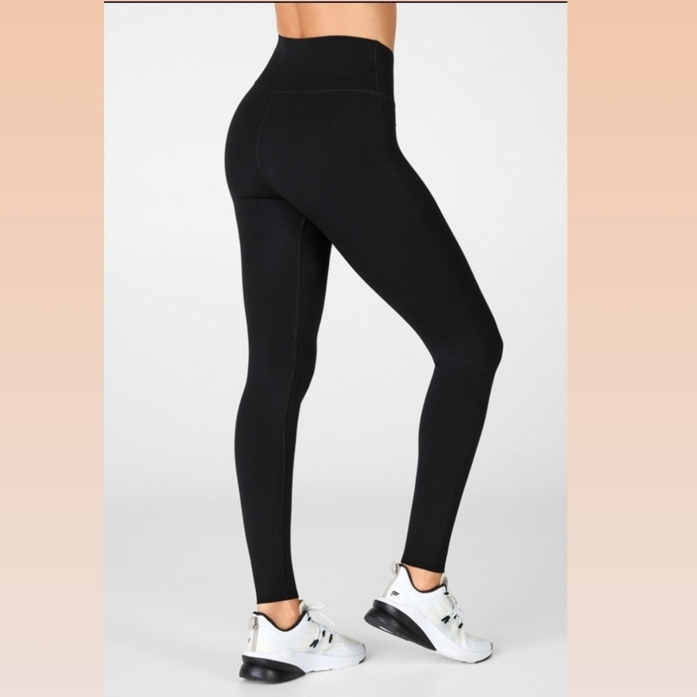 NWT Fabletics High-waisted Sculptknit Leggings
